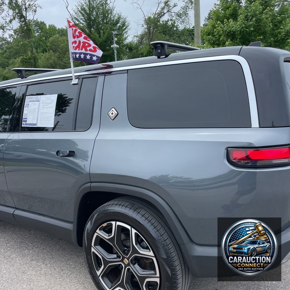 2024 Rivian R1S Adventure Dual-Motor