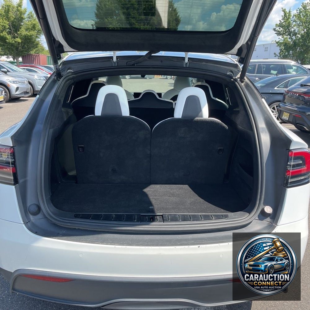 2022 Tesla Model X Standard Range