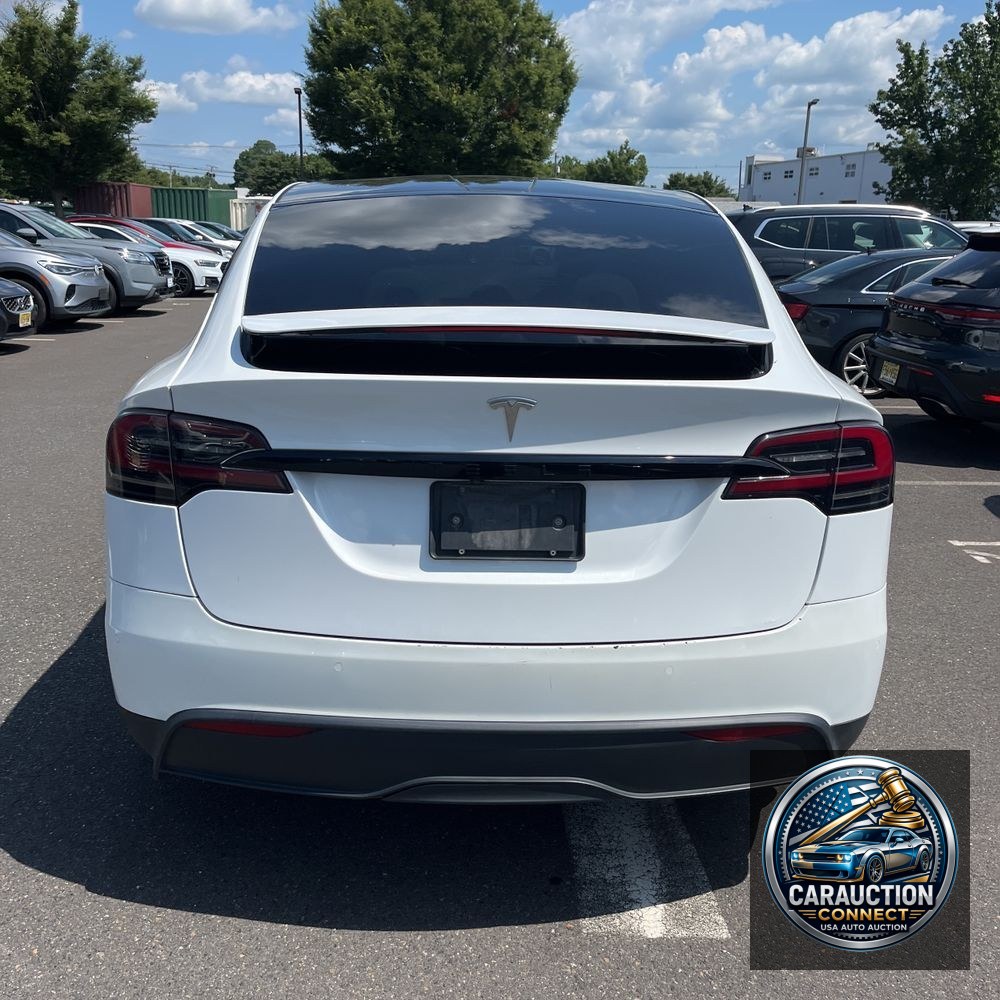 2022 Tesla Model X Standard Range