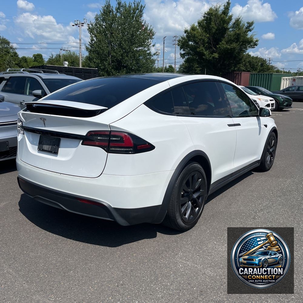 2022 Tesla Model X Standard Range