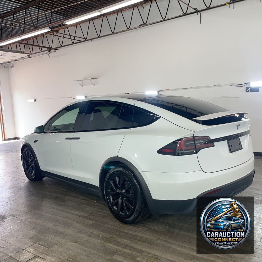 2022 Tesla Model X Standard Range