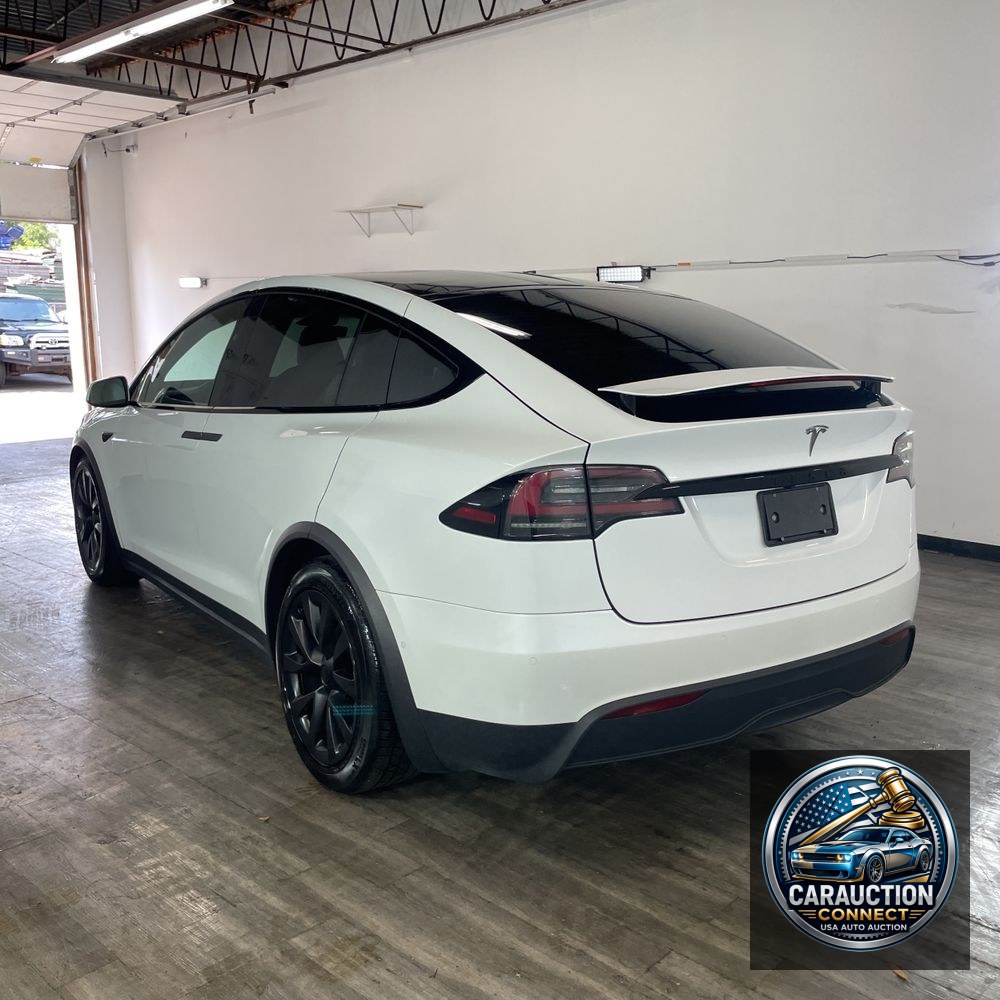 2022 Tesla Model X Standard Range