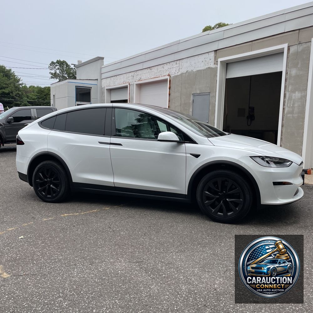 2022 Tesla Model X Plaid