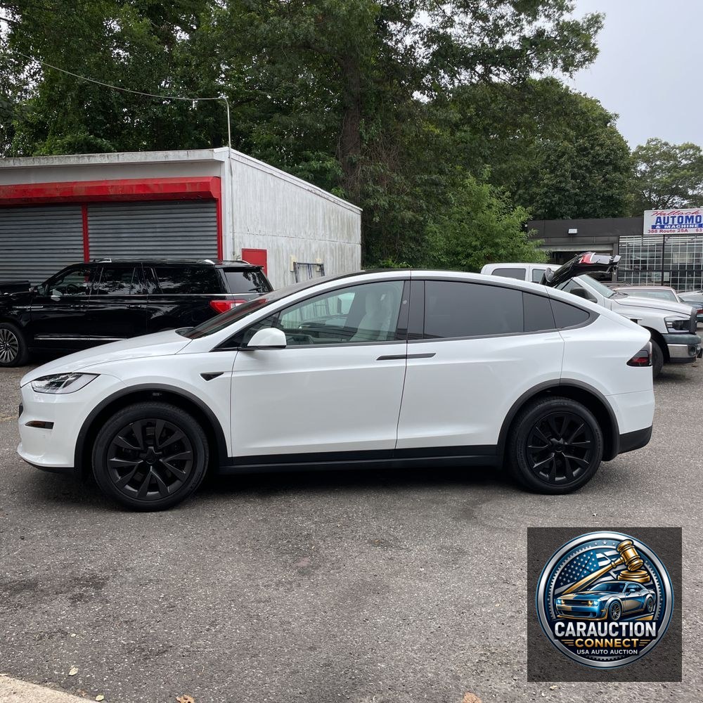 2022 Tesla Model X Plaid