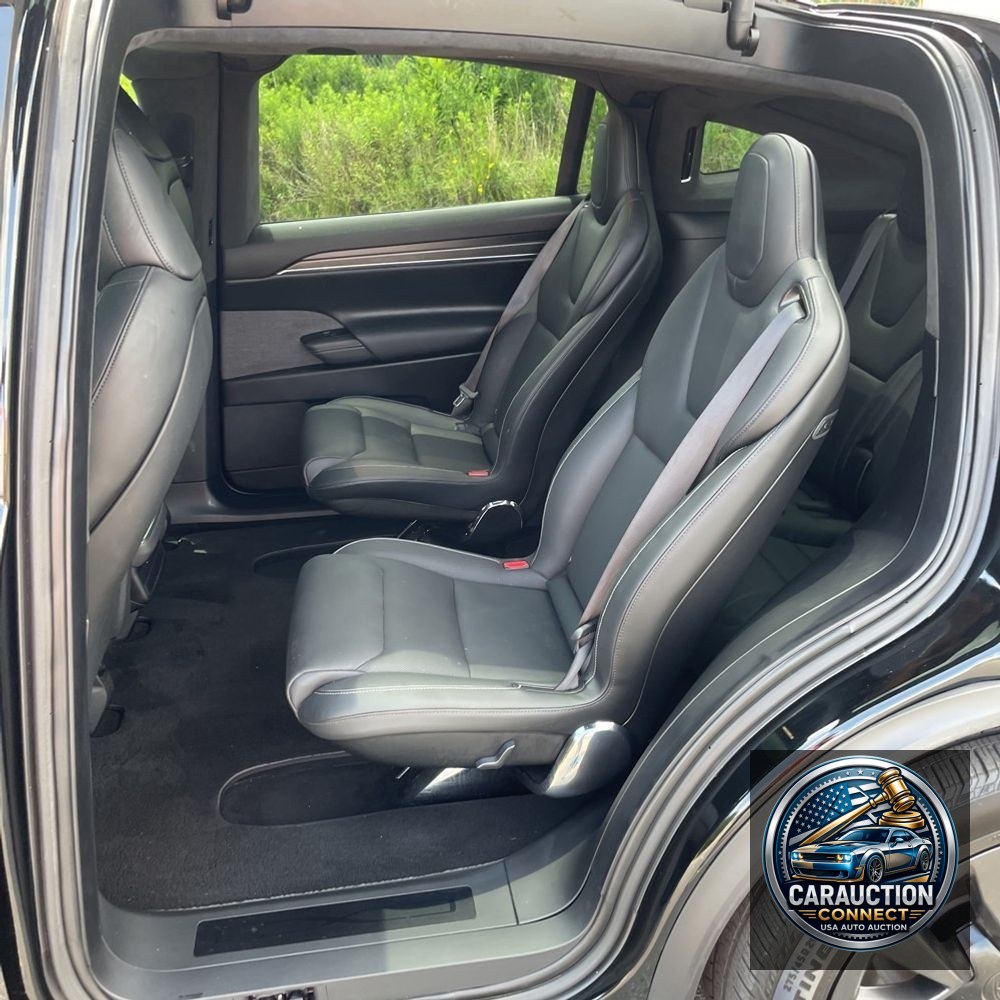 2022 Tesla Model X Plaid