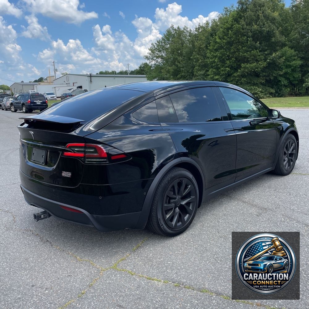 2022 Tesla Model X Plaid
