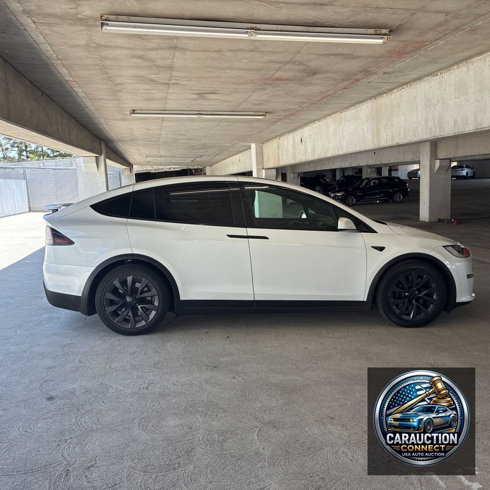 2022 Tesla Model X Plaid 4D SUV AWD