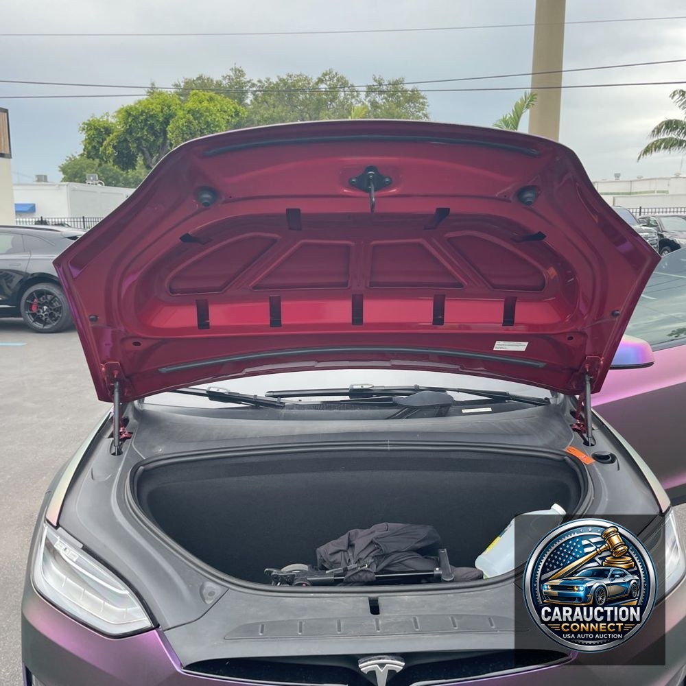2022 Tesla Model X Plaid