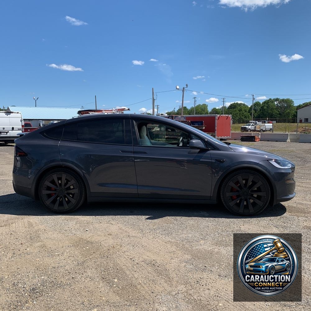 2023 Tesla Model X Plaid