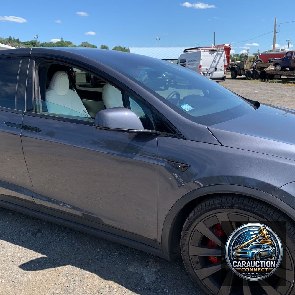 2023 Tesla Model X Plaid