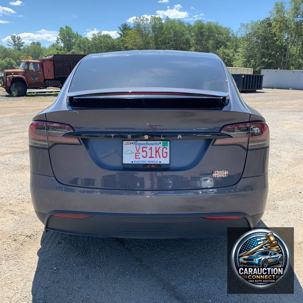 2023 Tesla Model X Plaid