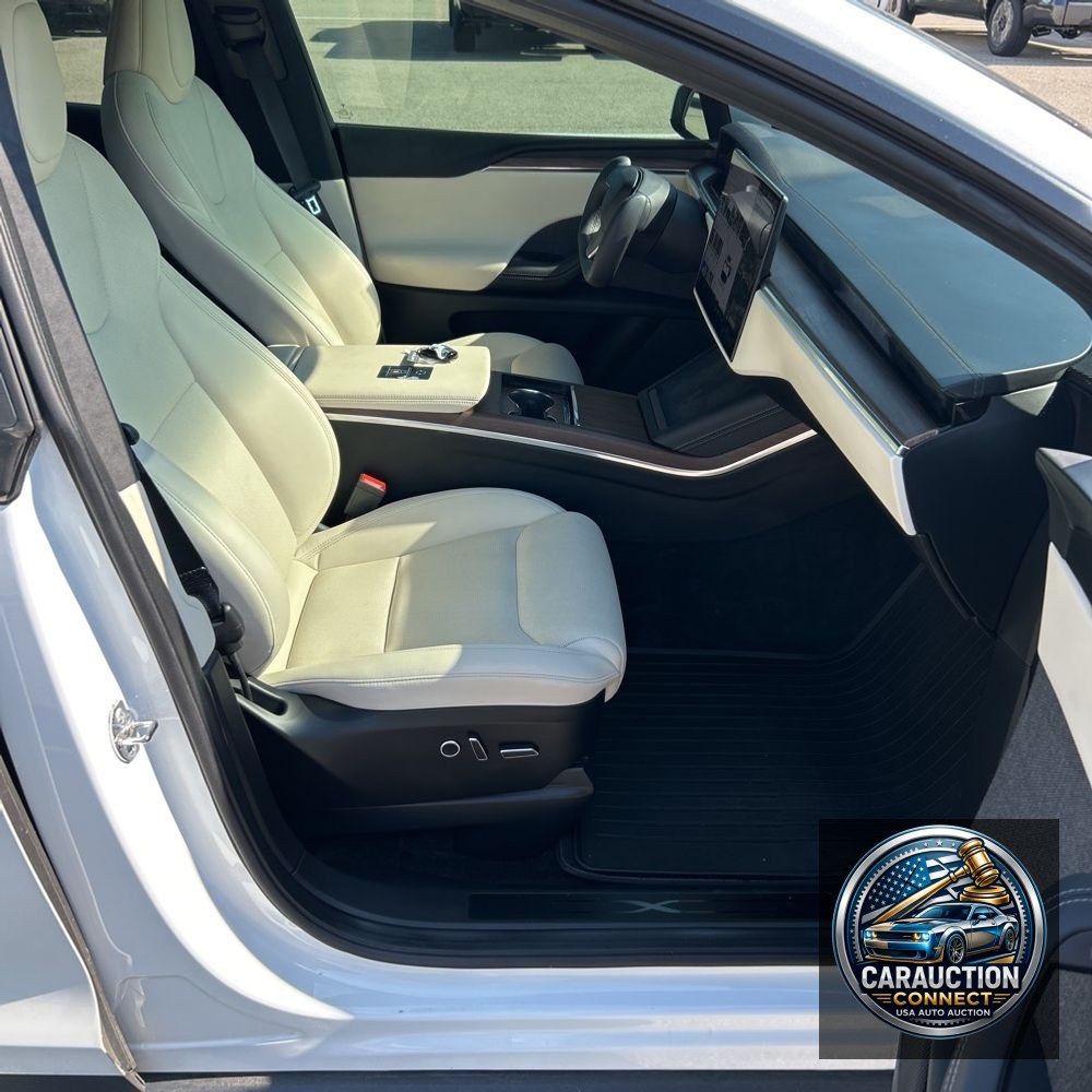 2022 Tesla Model X Standard Range