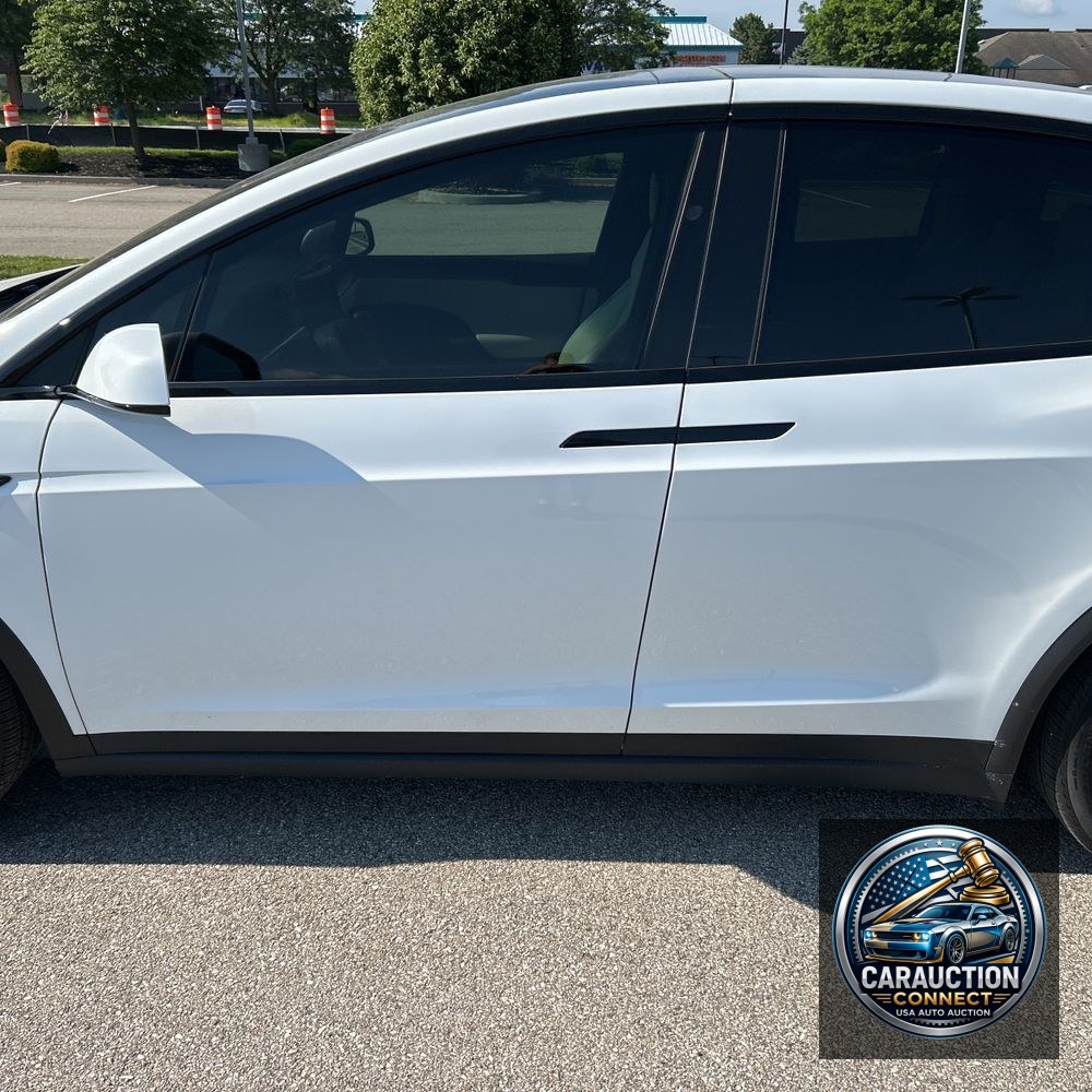 2022 Tesla Model X Standard Range