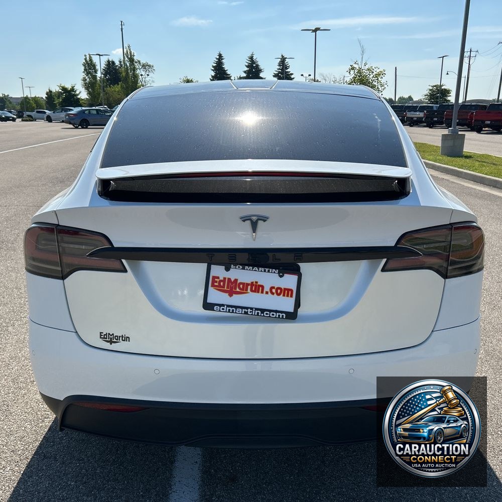 2022 Tesla Model X Standard Range