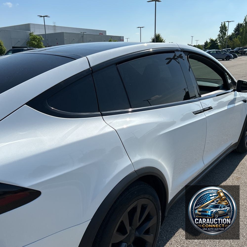 2022 Tesla Model X Standard Range