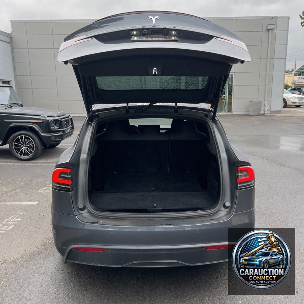 2022 Tesla Model X Standard Range