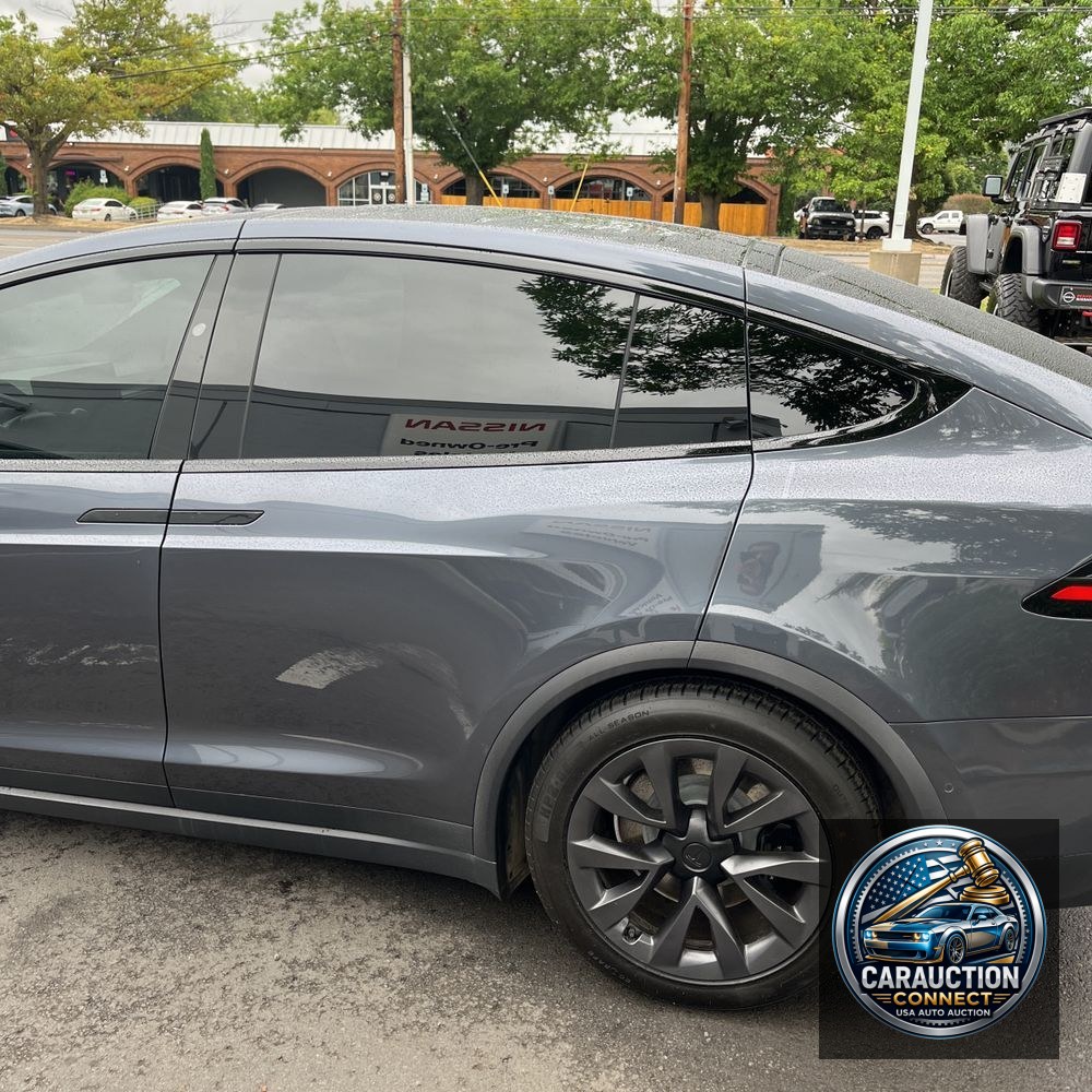 2022 Tesla Model X Standard Range