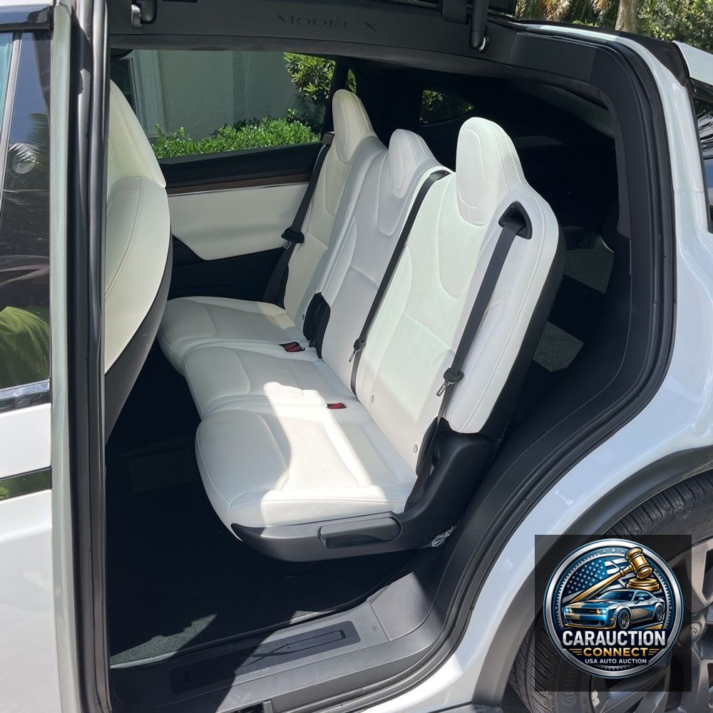 2022 Tesla Model X Standard Range
