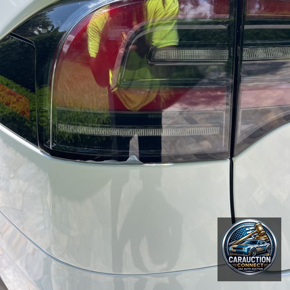2022 Tesla Model X Standard Range