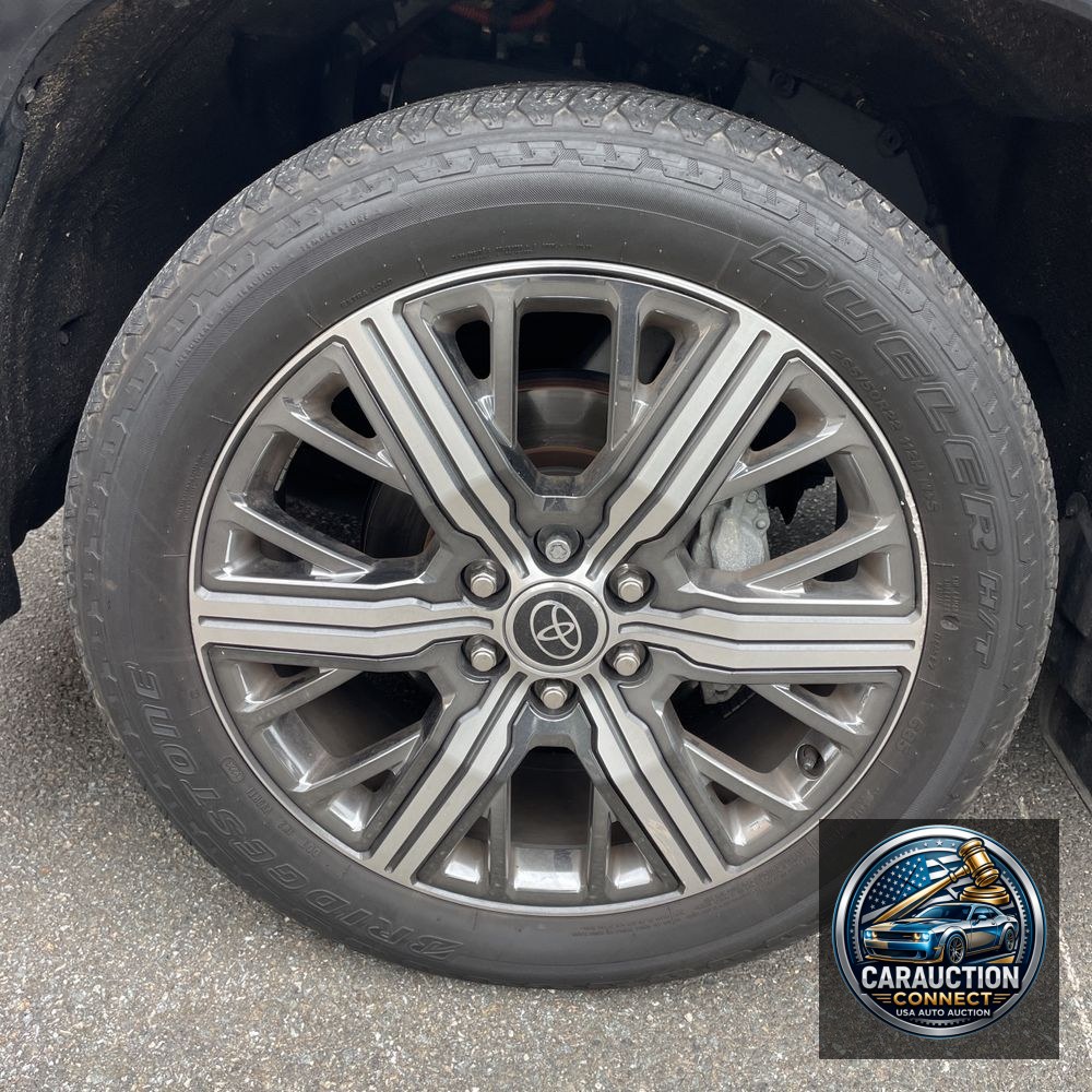 2023 Toyota Sequoia Capstone