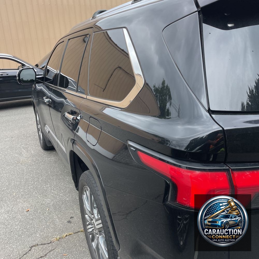 2023 Toyota Sequoia Capstone