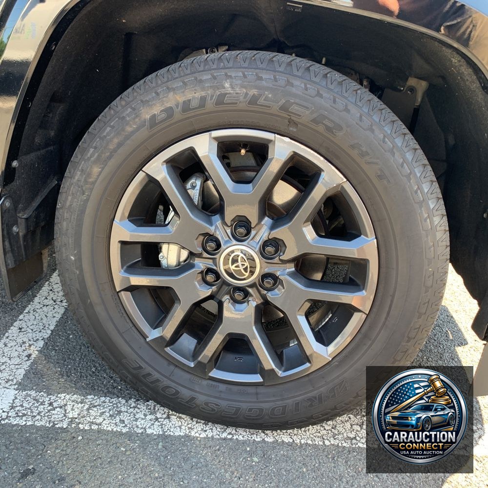 2024 Toyota Sequoia Platinum