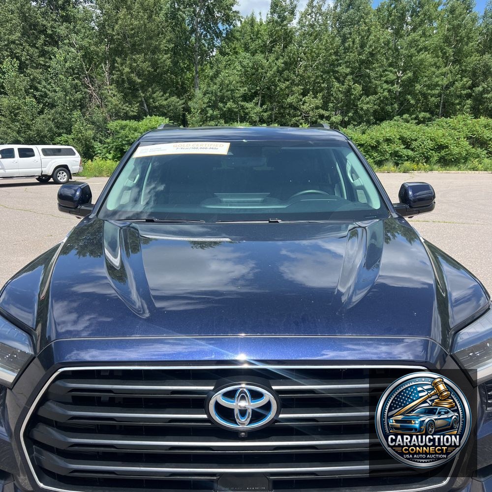 2024 Toyota Sequoia SR5
