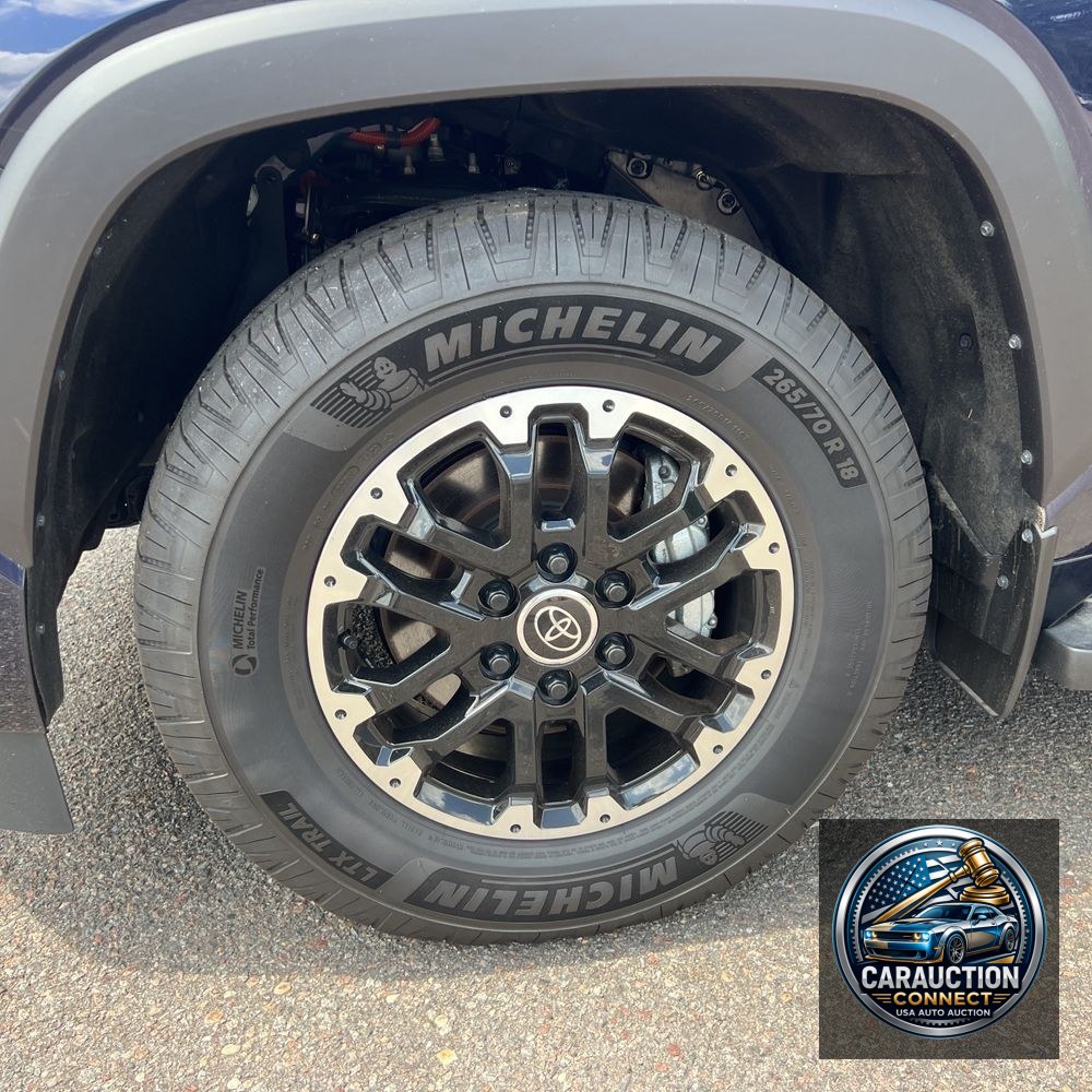 2024 Toyota Sequoia SR5