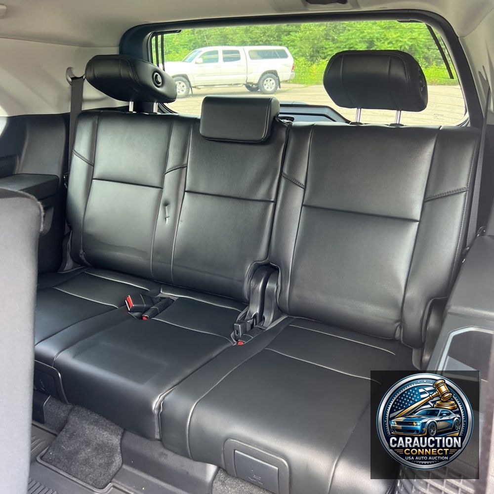 2024 Toyota Sequoia SR5
