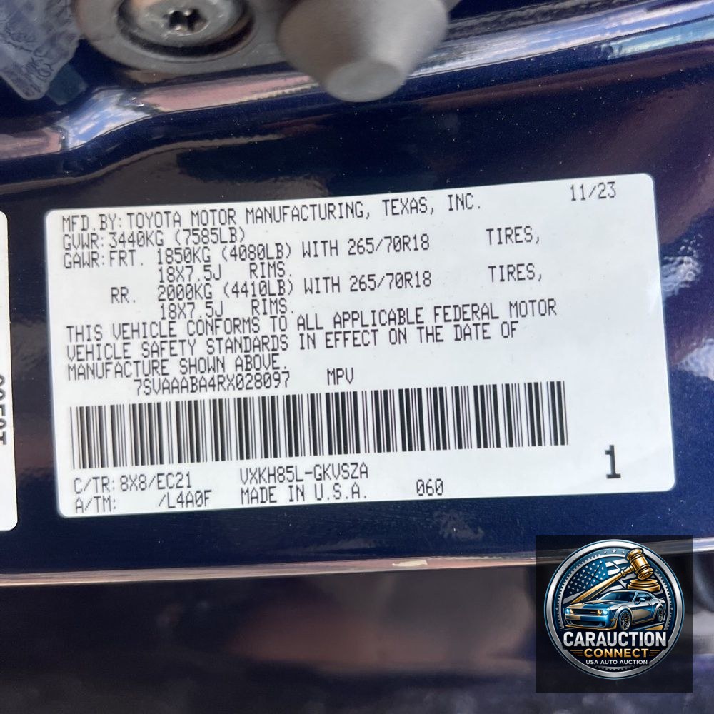 2024 Toyota Sequoia SR5