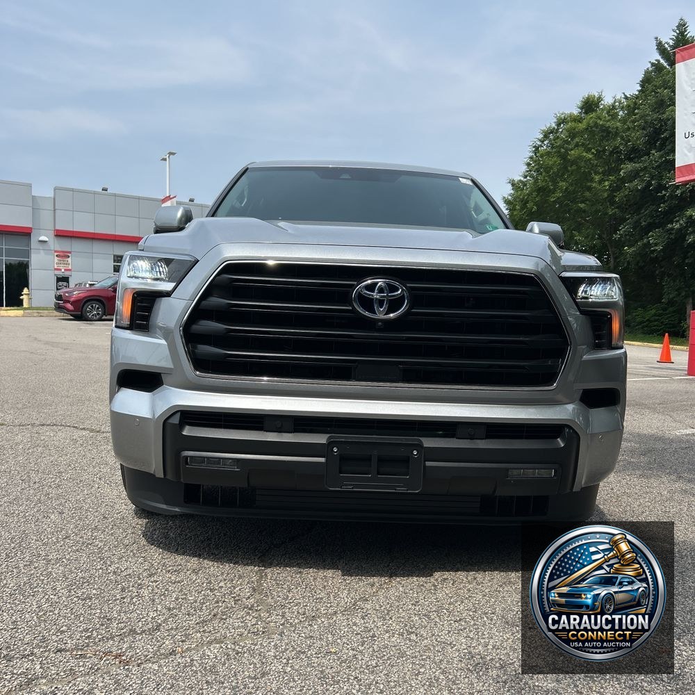 2024 Toyota Sequoia SR5