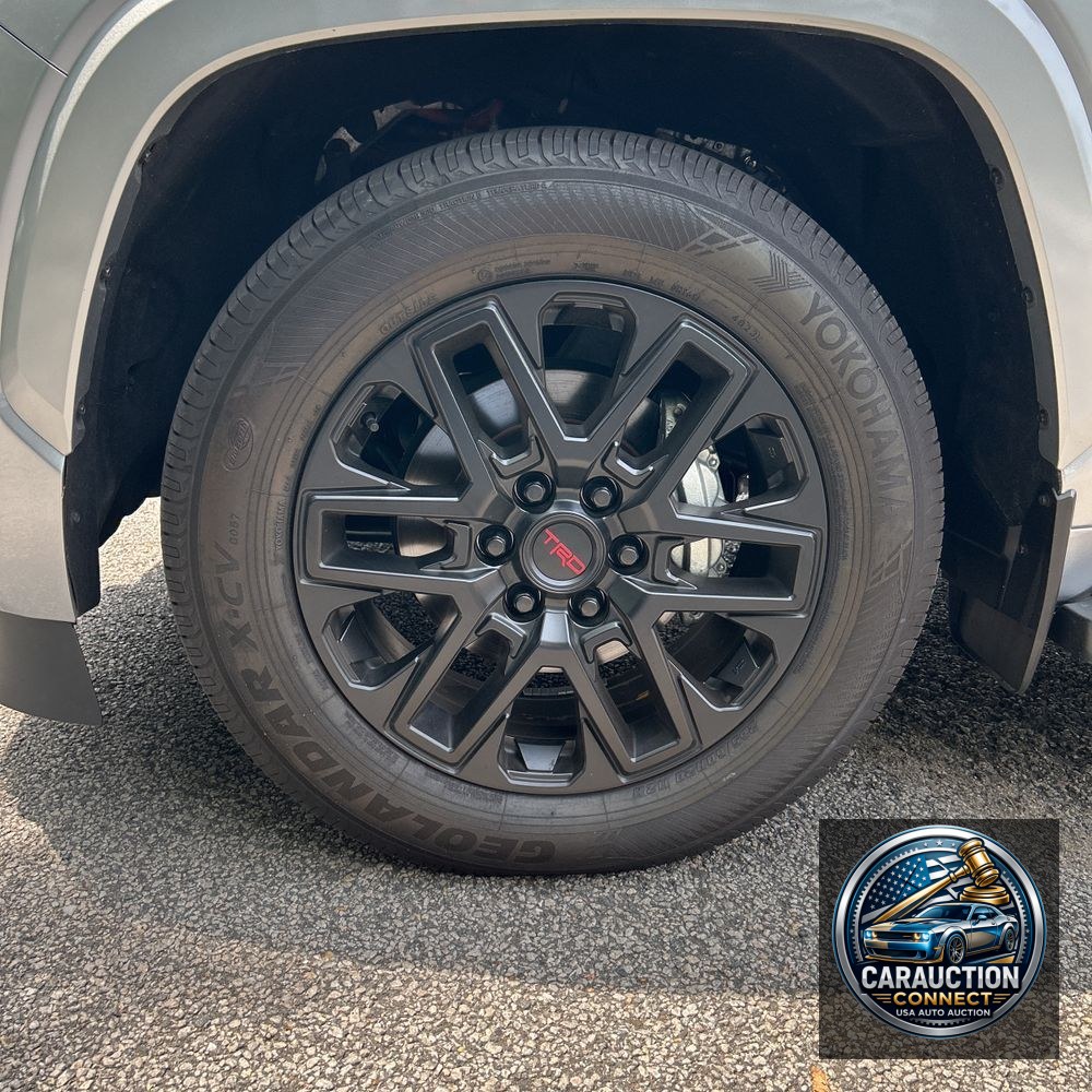 2024 Toyota Sequoia SR5