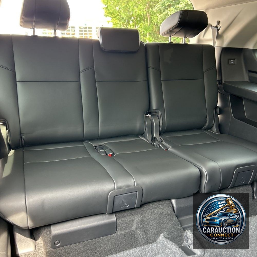 2024 Toyota Sequoia SR5