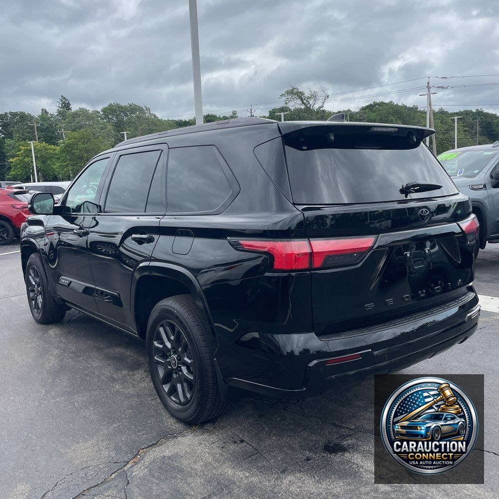 2024 Toyota Sequoia Platinum