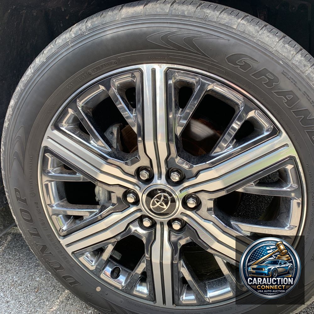 2023 Toyota Sequoia Capstone