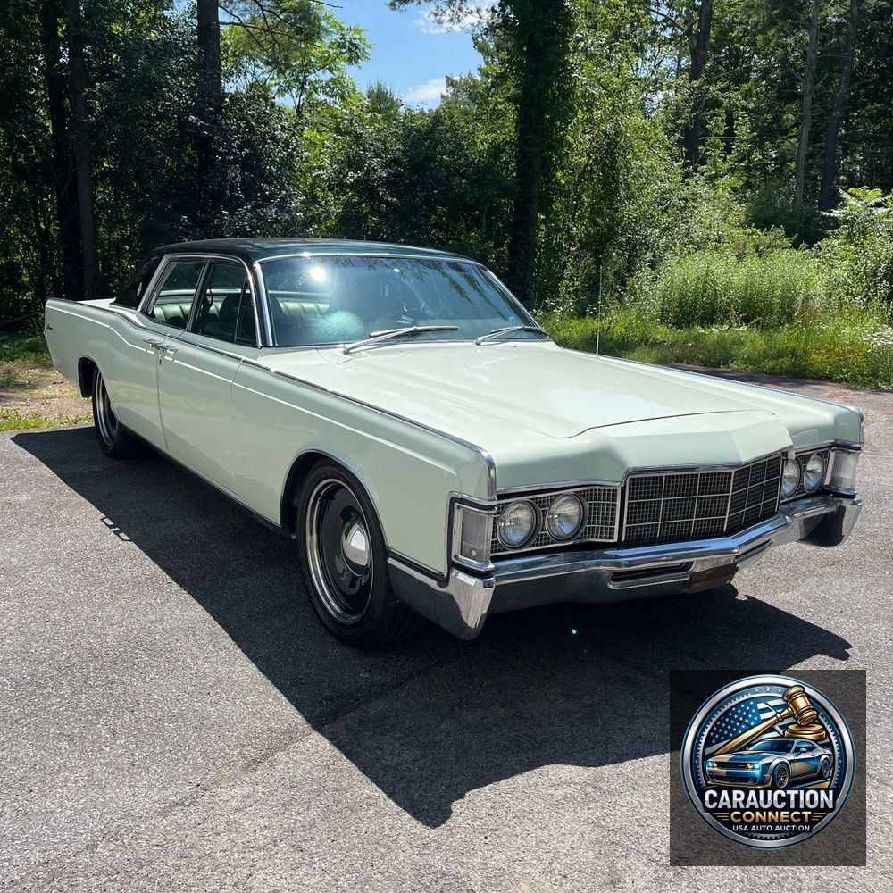 1969 Lincoln Continental Sedan