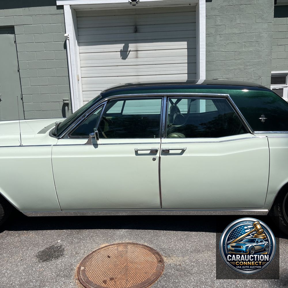 1969 Lincoln Continental Sedan