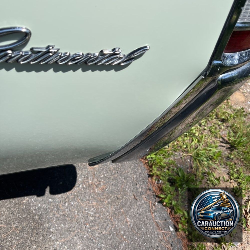 1969 Lincoln Continental Sedan