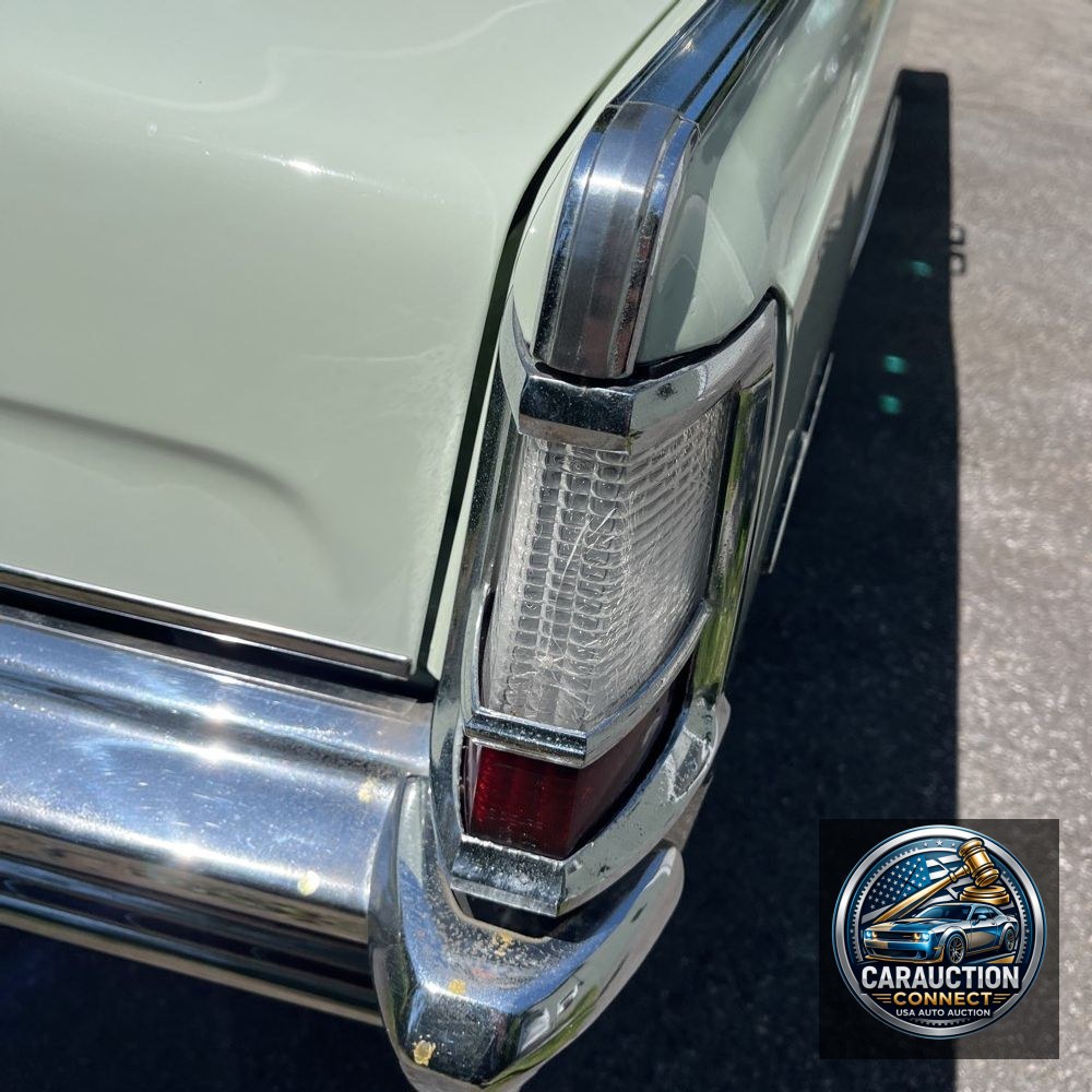 1969 Lincoln Continental Sedan