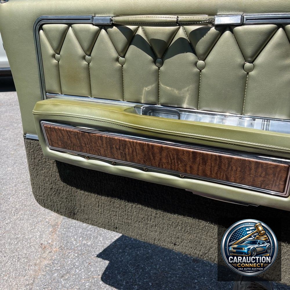 1969 Lincoln Continental Sedan
