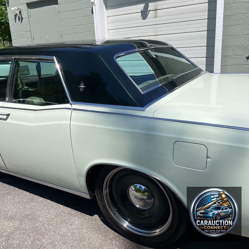 1969 Lincoln Continental Sedan