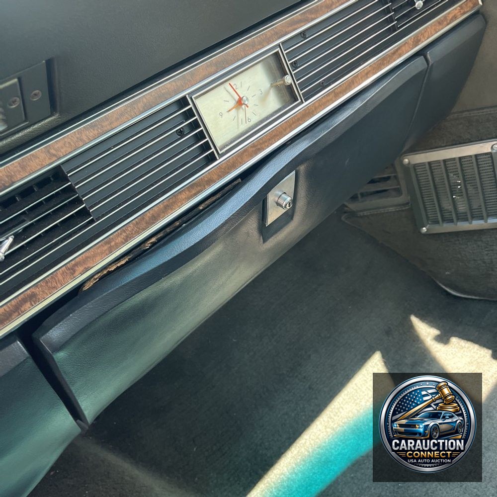 1969 Lincoln Continental Sedan