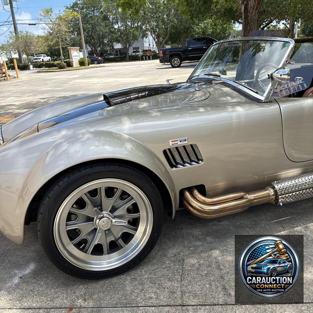 1965 Ford Cobra Iconic Edition