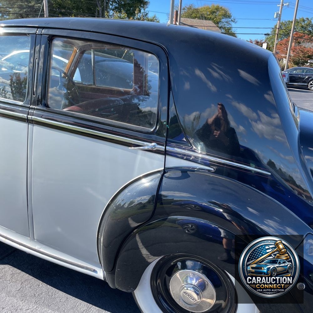 1948 Bentley Mark VI Sedan
