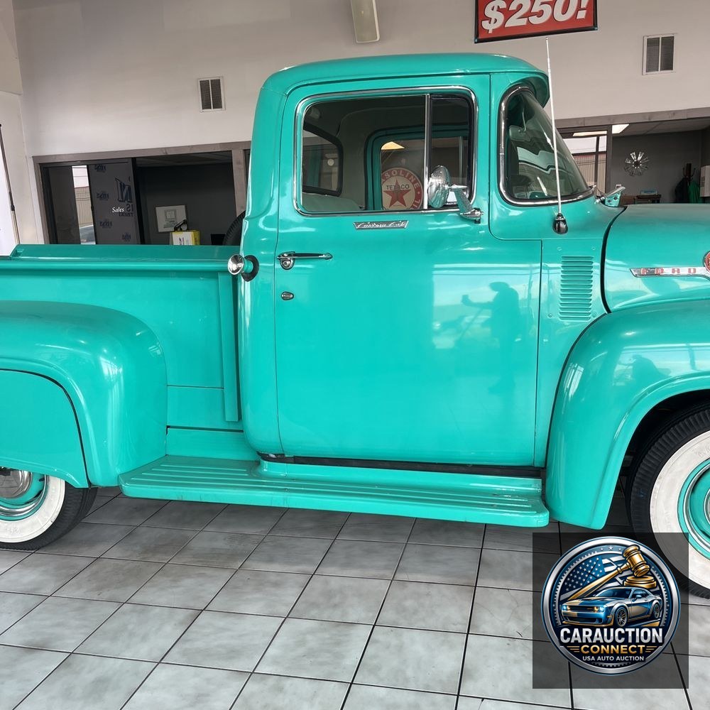 1956 Ford F100 Custom cab