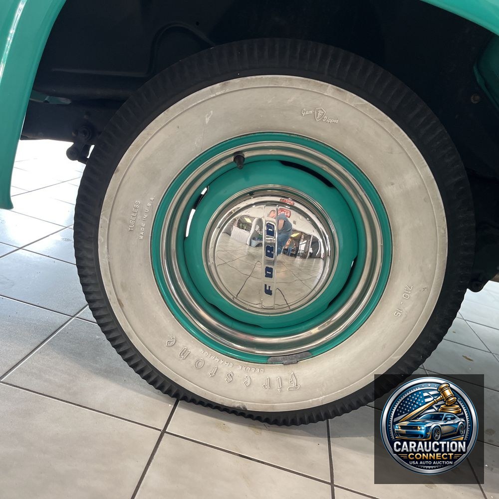 1956 Ford F100 Custom cab