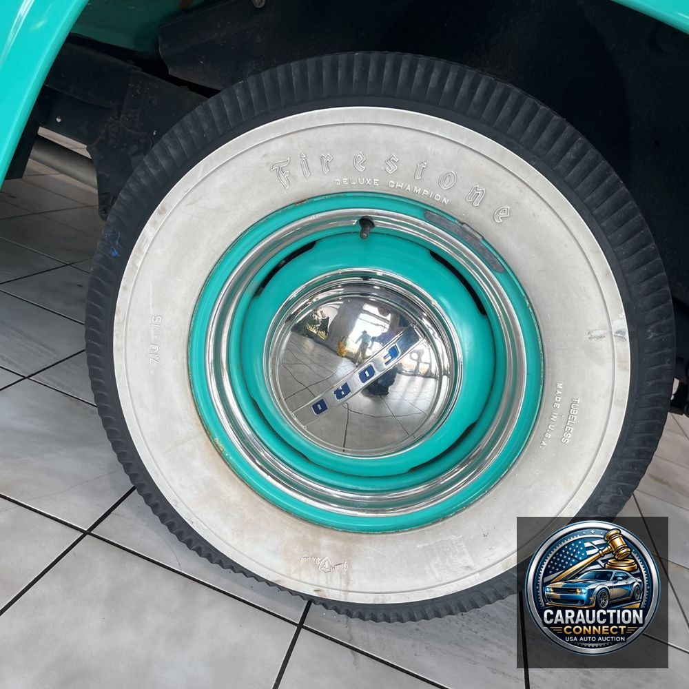 1956 Ford F100 Custom cab