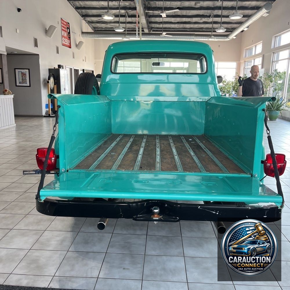 1956 Ford F100 Custom cab