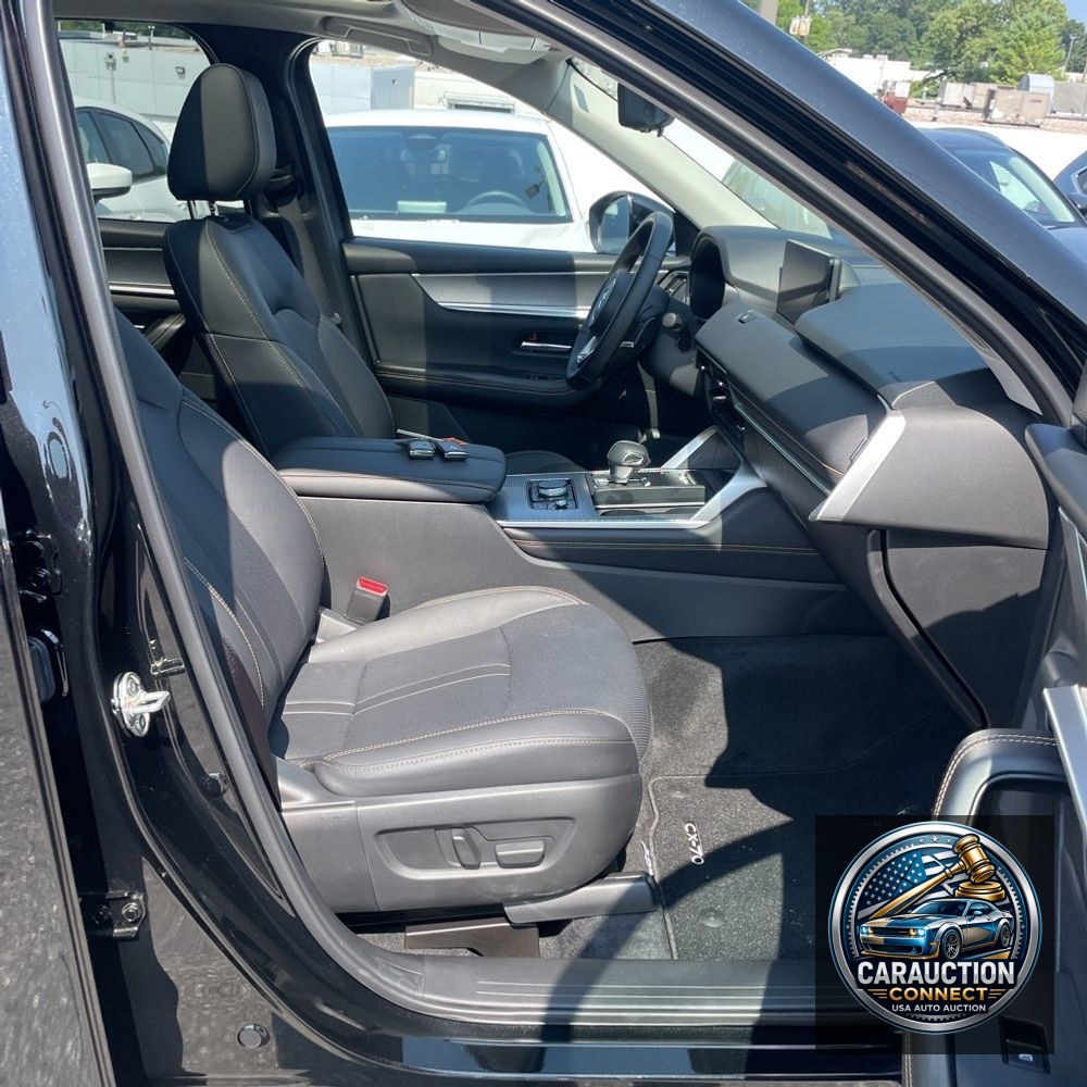 2025 Mazda CX-70 Plug-in Hybrid Premium