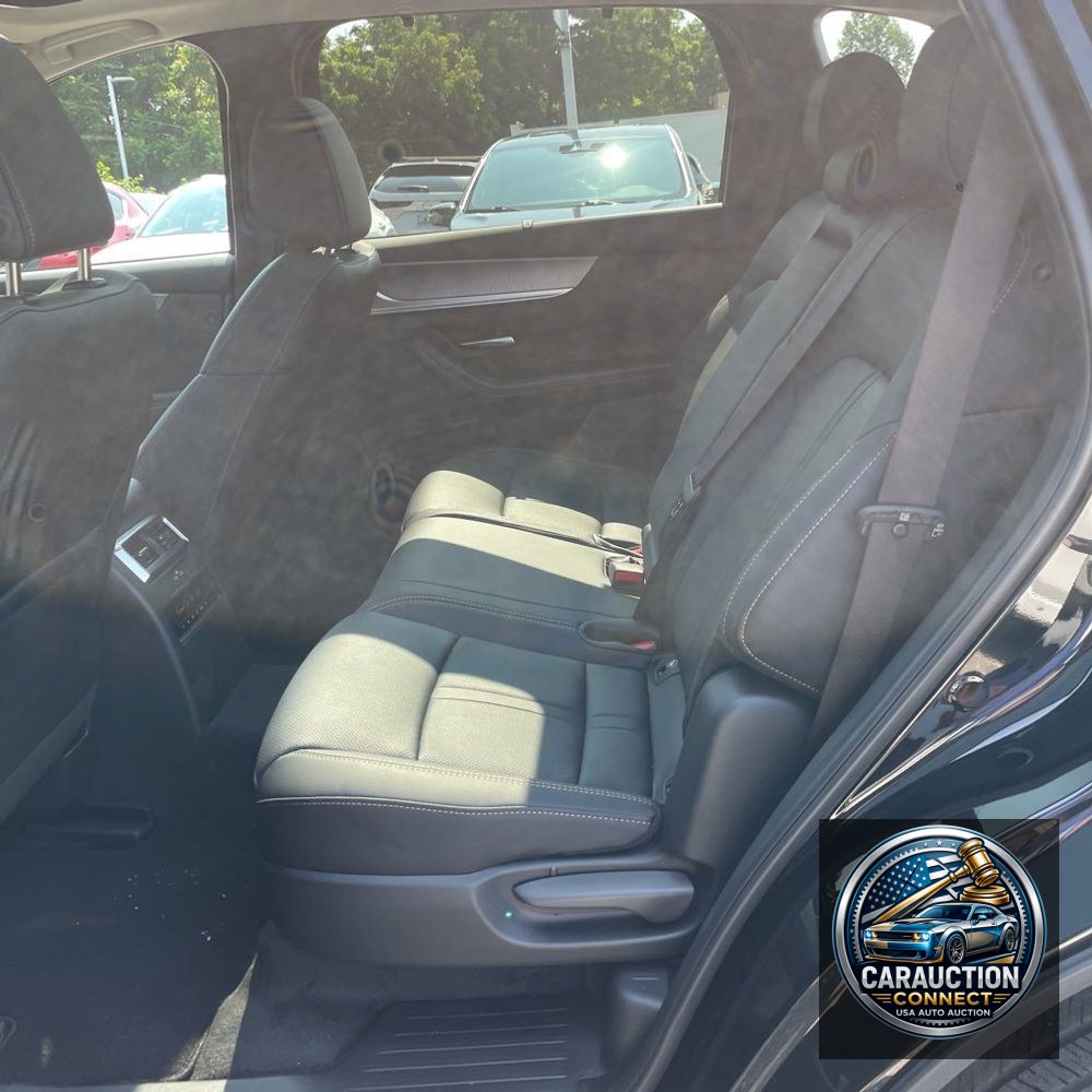 2025 Mazda CX-70 Plug-in Hybrid Premium